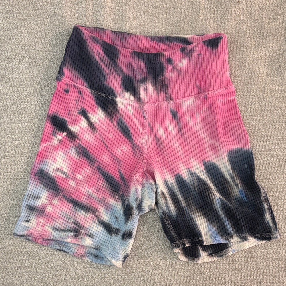 WSLY Tie-Dye Ribbed Biker Shorts